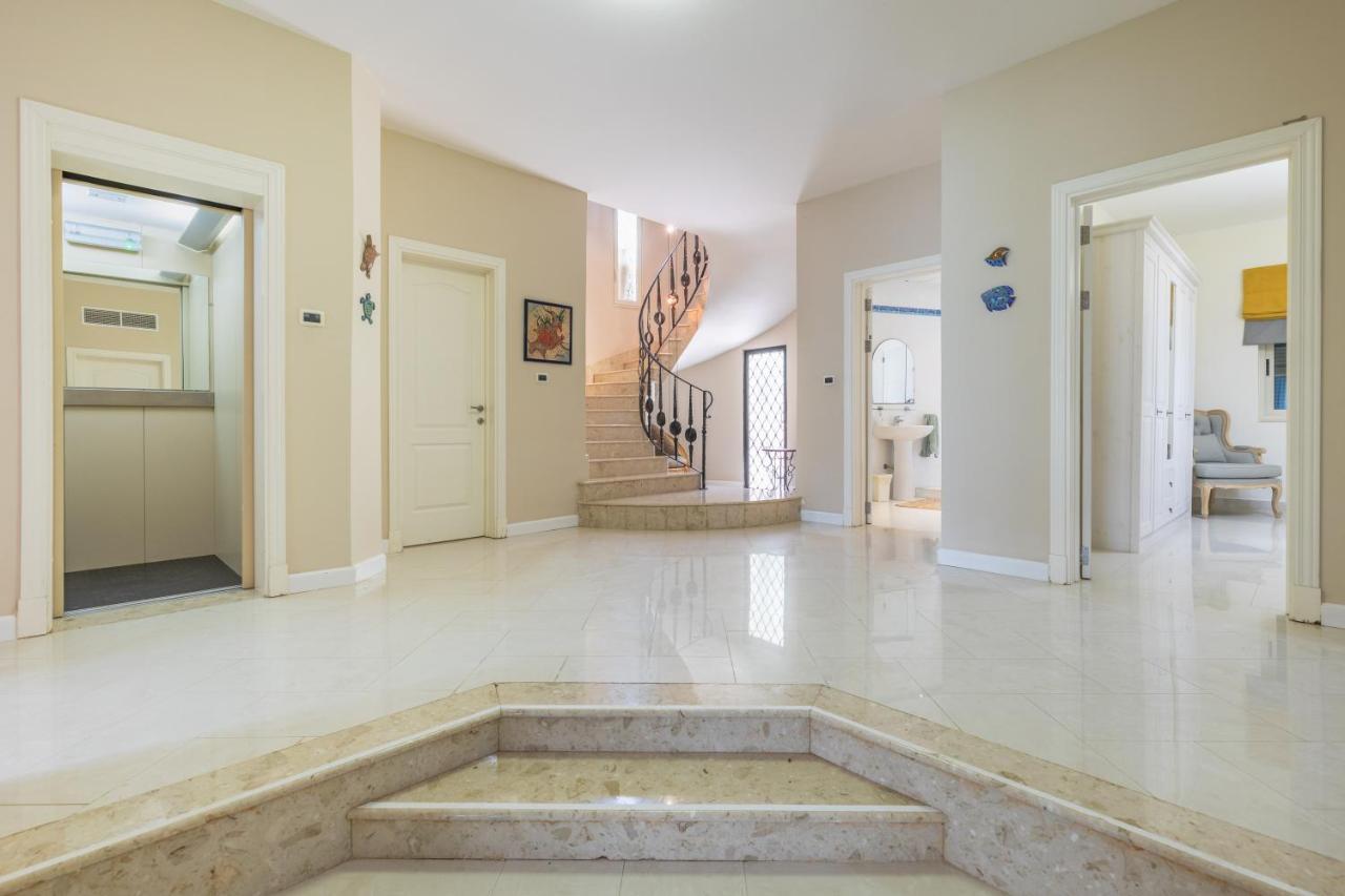 Villa Palma - Sunset Sea Views With Pool, Jacuzzi, Sauna And Games Room Mellieħa Exterior foto